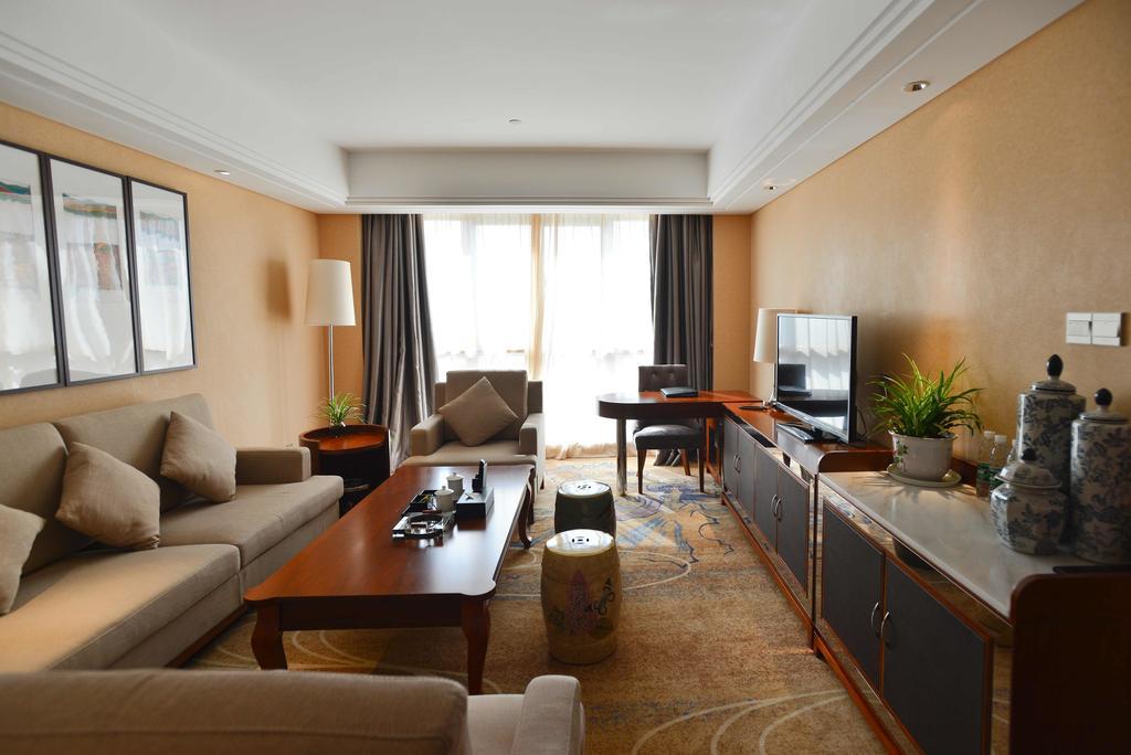 Hotel Ramada Nanjing à Nankin Chambre photo