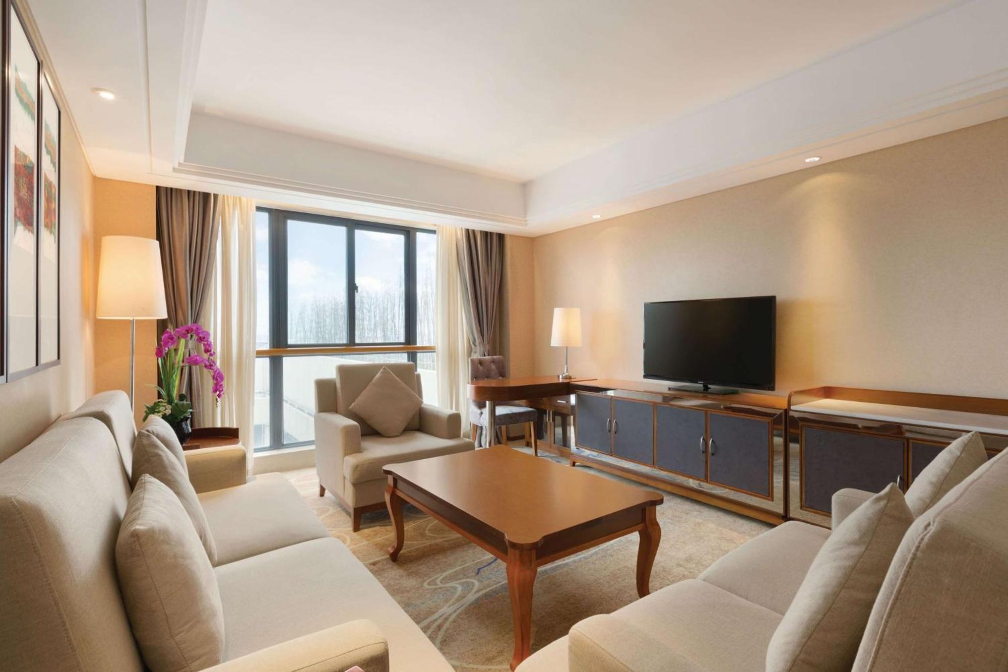 Hotel Ramada Nanjing à Nankin Extérieur photo