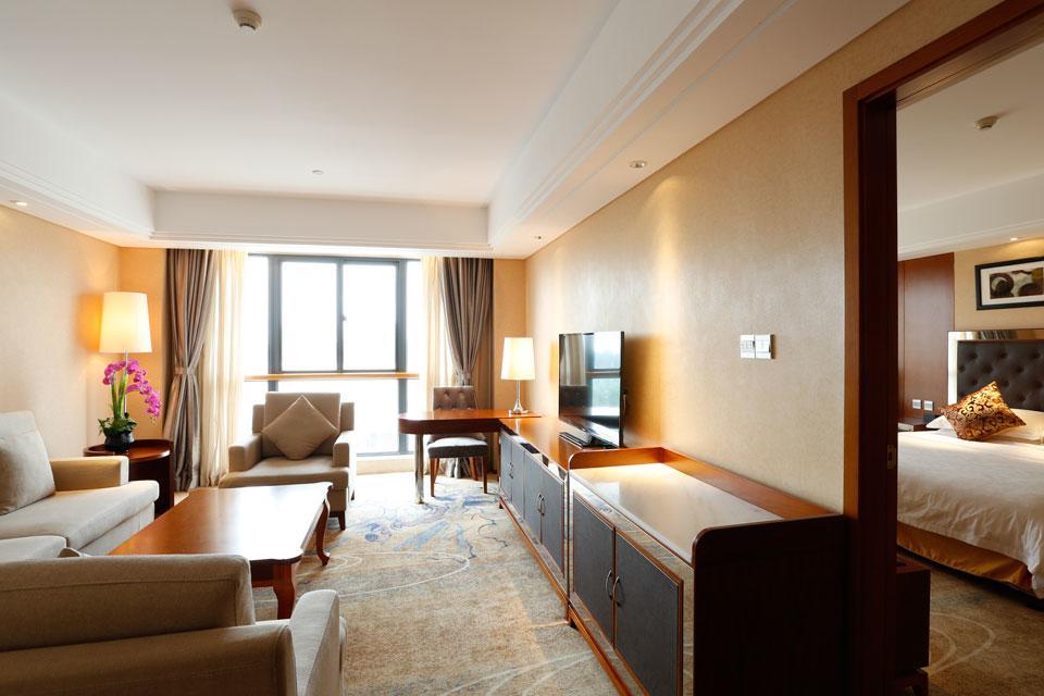 Hotel Ramada Nanjing à Nankin Extérieur photo