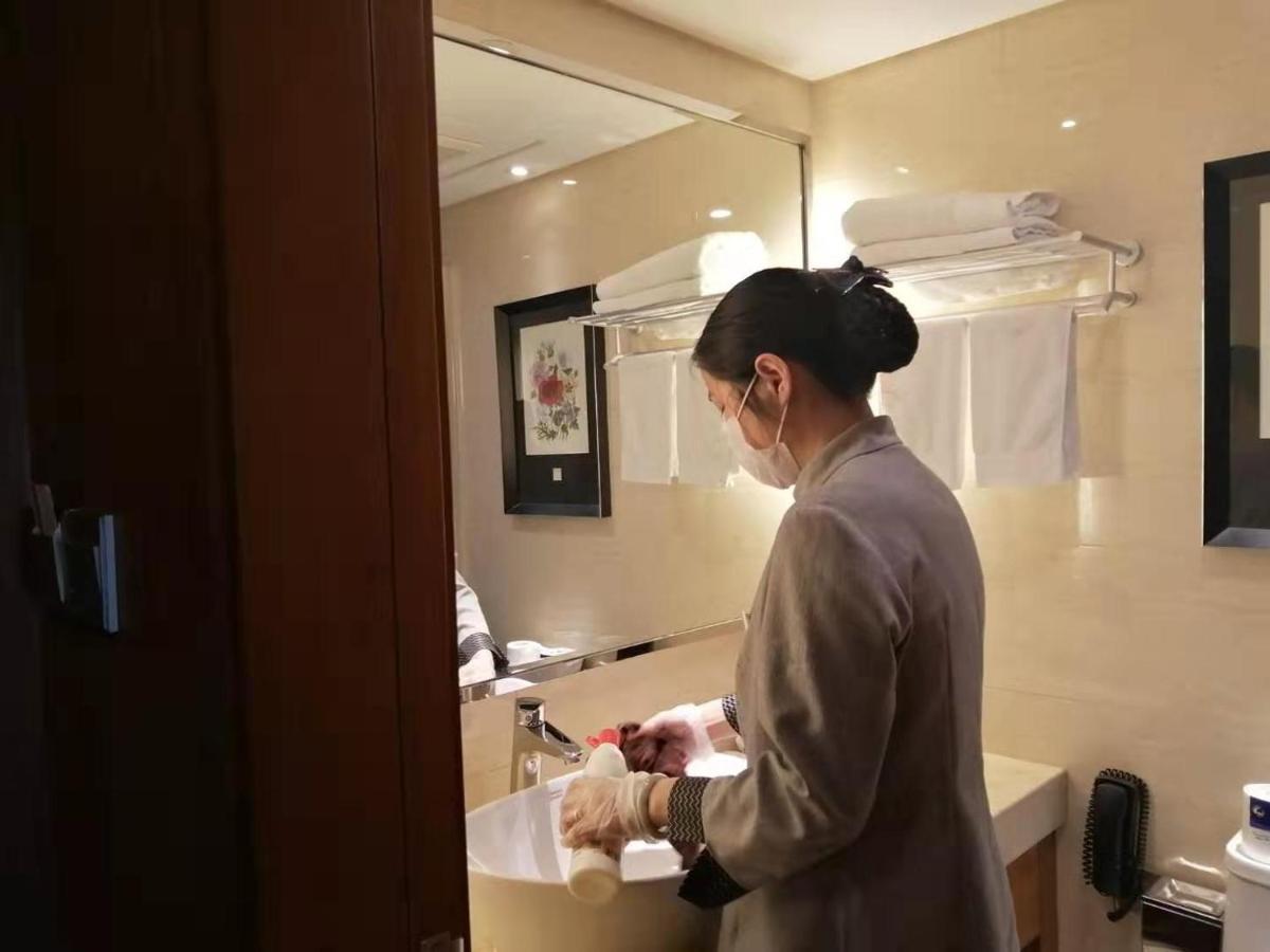 Hotel Ramada Nanjing à Nankin Extérieur photo